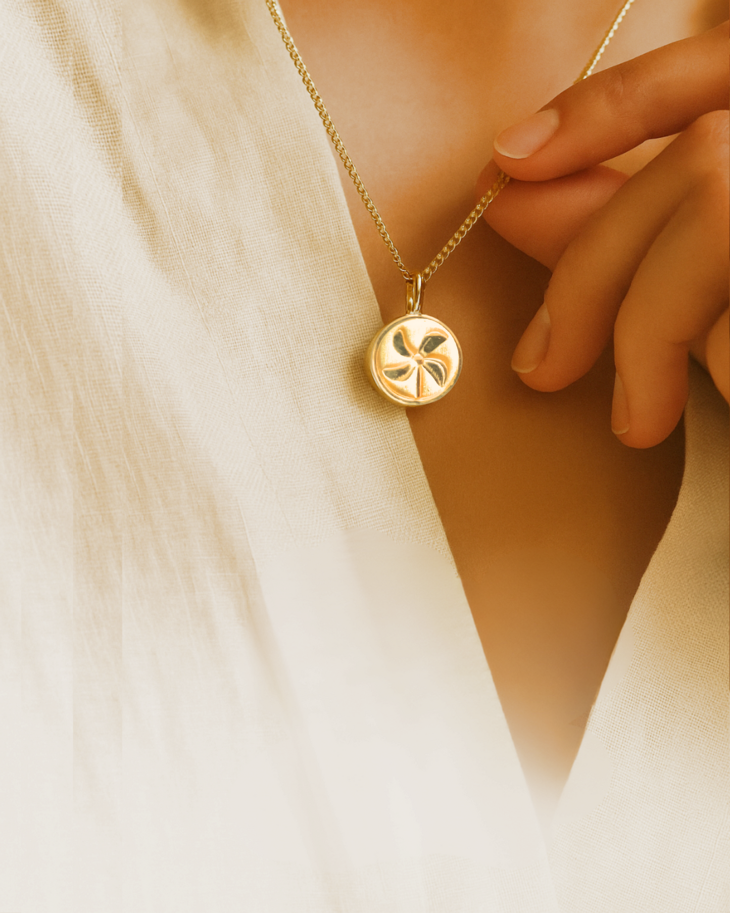 Pinwheel Charm – Small 14K Gold